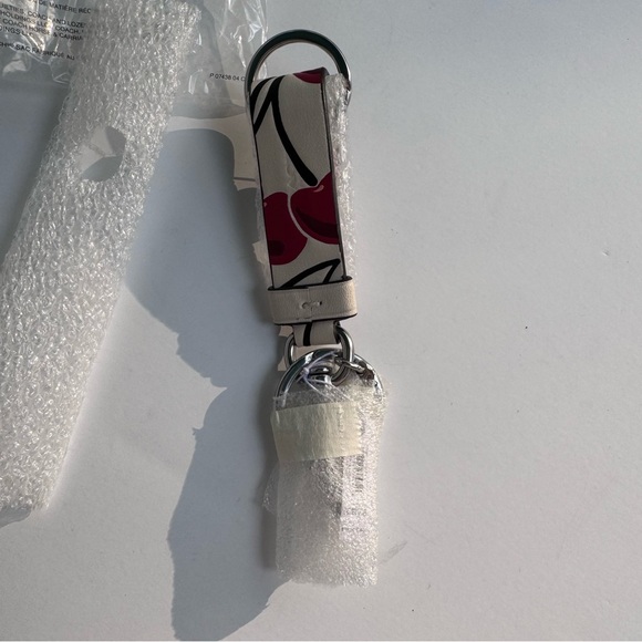 Coach CZ088 Cherry Print Trigger Snap Bag Charm Key Fob Keychain NWT - Picture 5 of 13